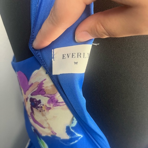 Everly blue and purple high neck sleeveless floral maxi dress size small - Picture 5 of 6